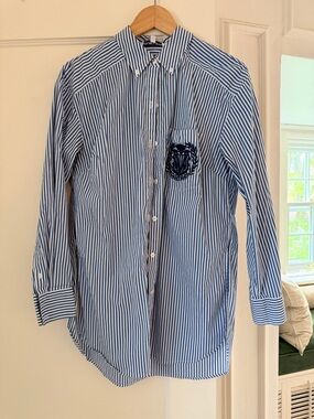 Veronica Beard Blue & White Striped Button-Down Shirt